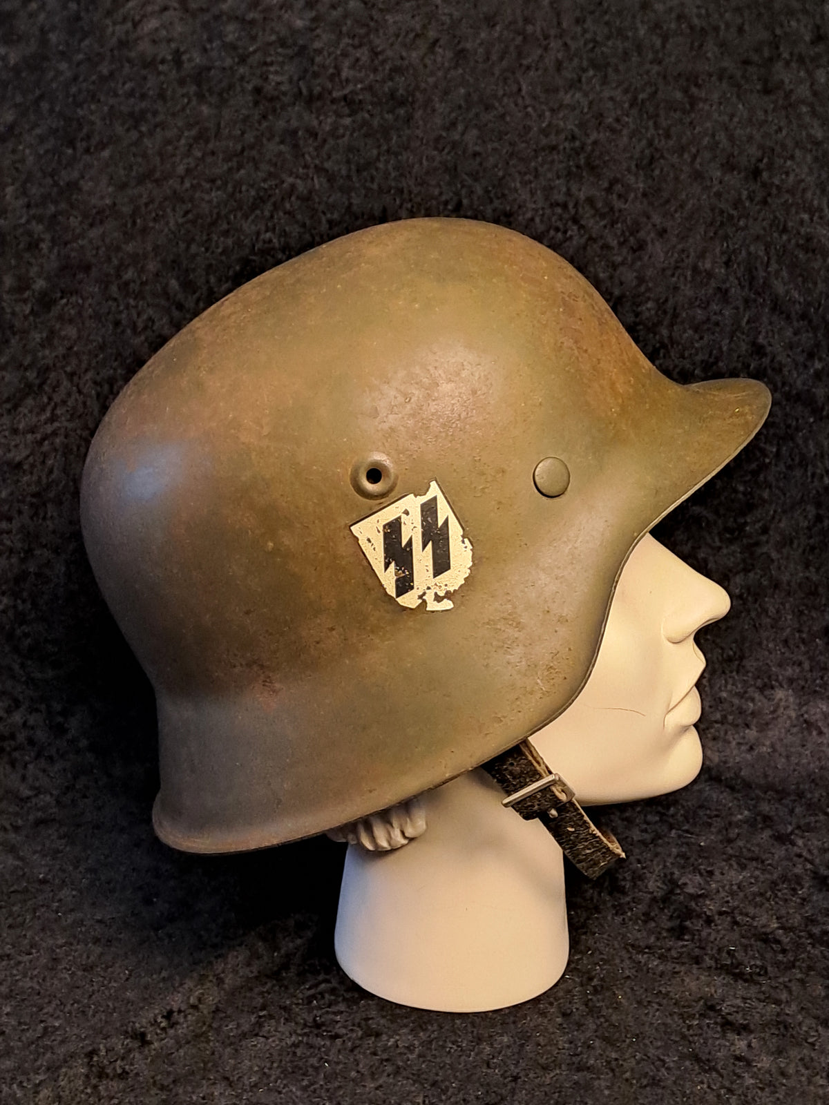 WW2 M42 Waffen SS Steel Helmet / WW2 M42 SS Stålhjelm