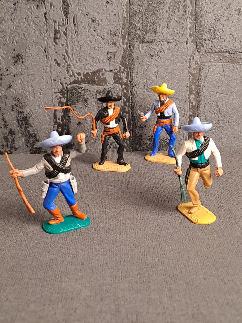 Timpo Toys Mexicans / Timpo Toys Mexicanere