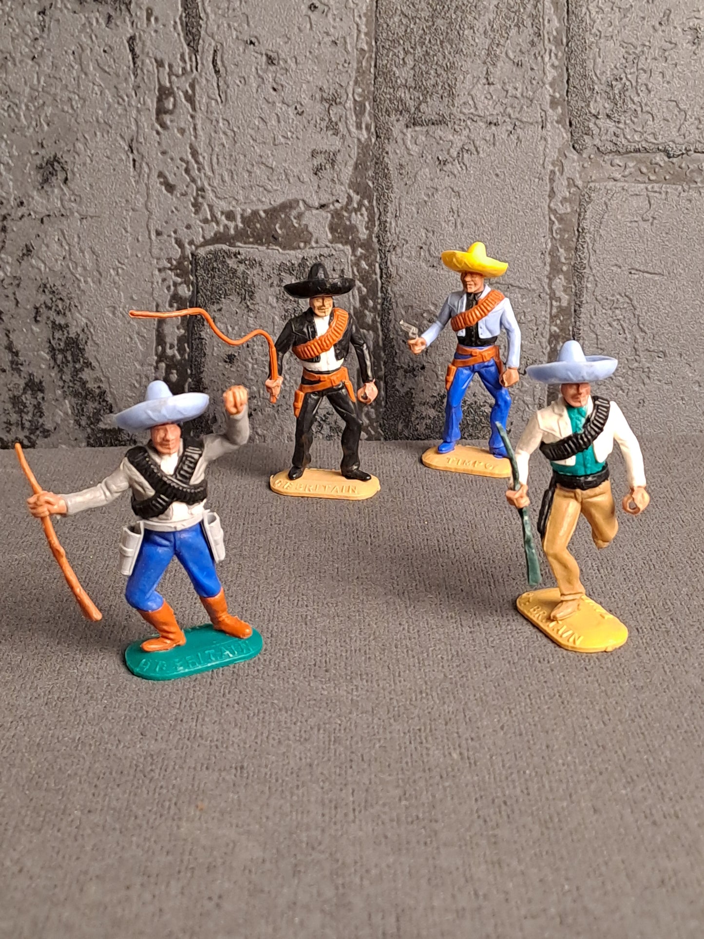 Timpo Toys Mexicans / Timpo Toys Mexicanere