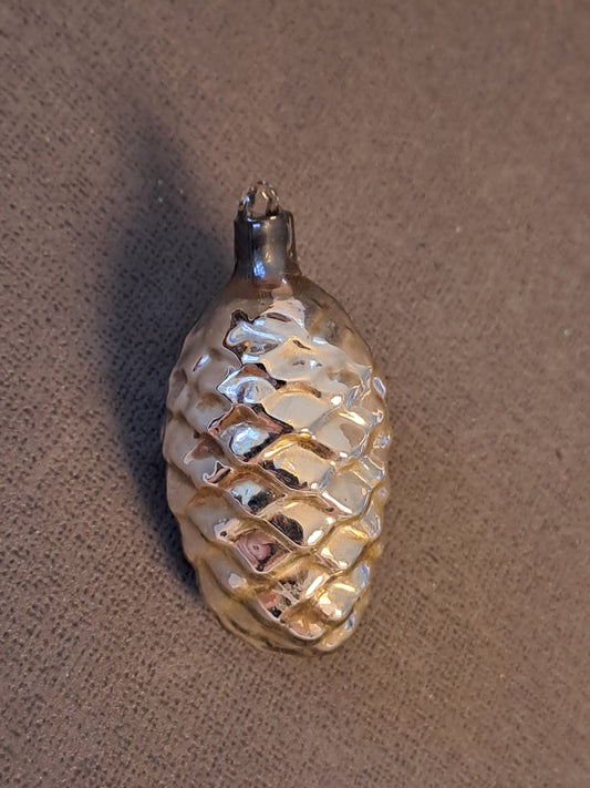 Vintage Christmas Ball / Vintage Julekugle