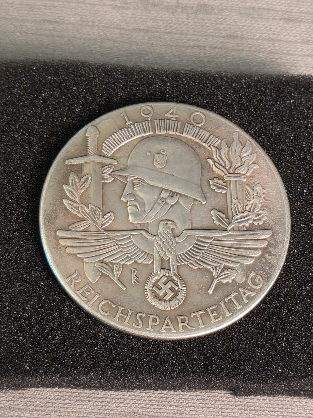 WW2 Bordmedalje NSDAP Reichsparteitag 1940