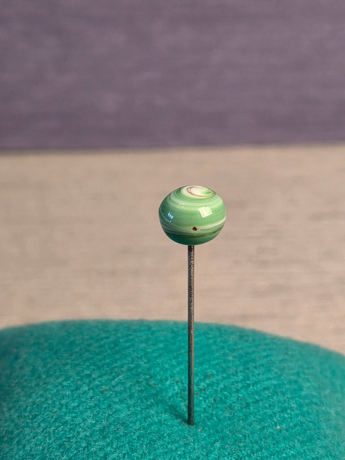 Bead Pin with Twisted Pattern