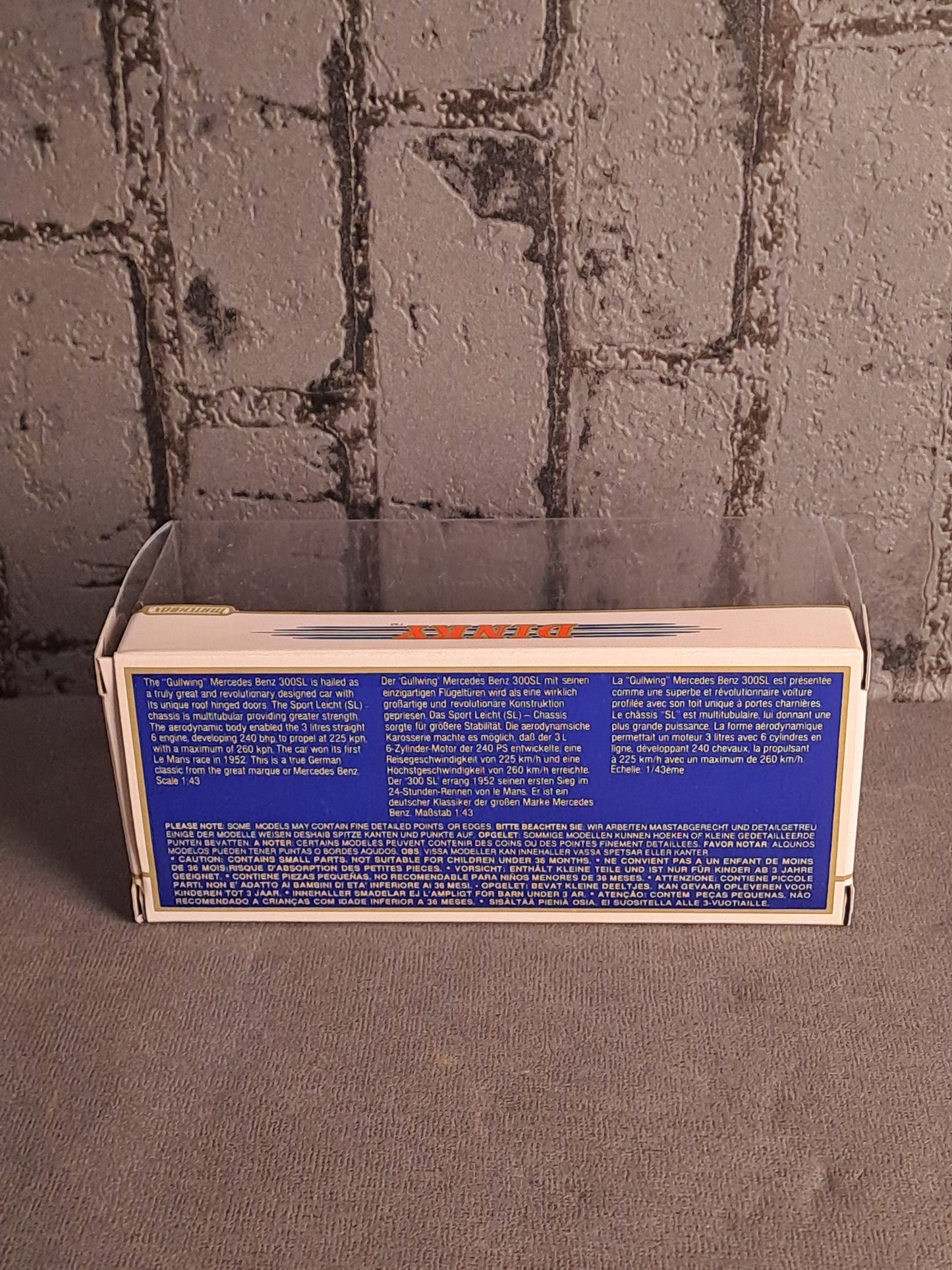 The Dinky Collection 1955 Mercedes Benz 300 sl Gullwing