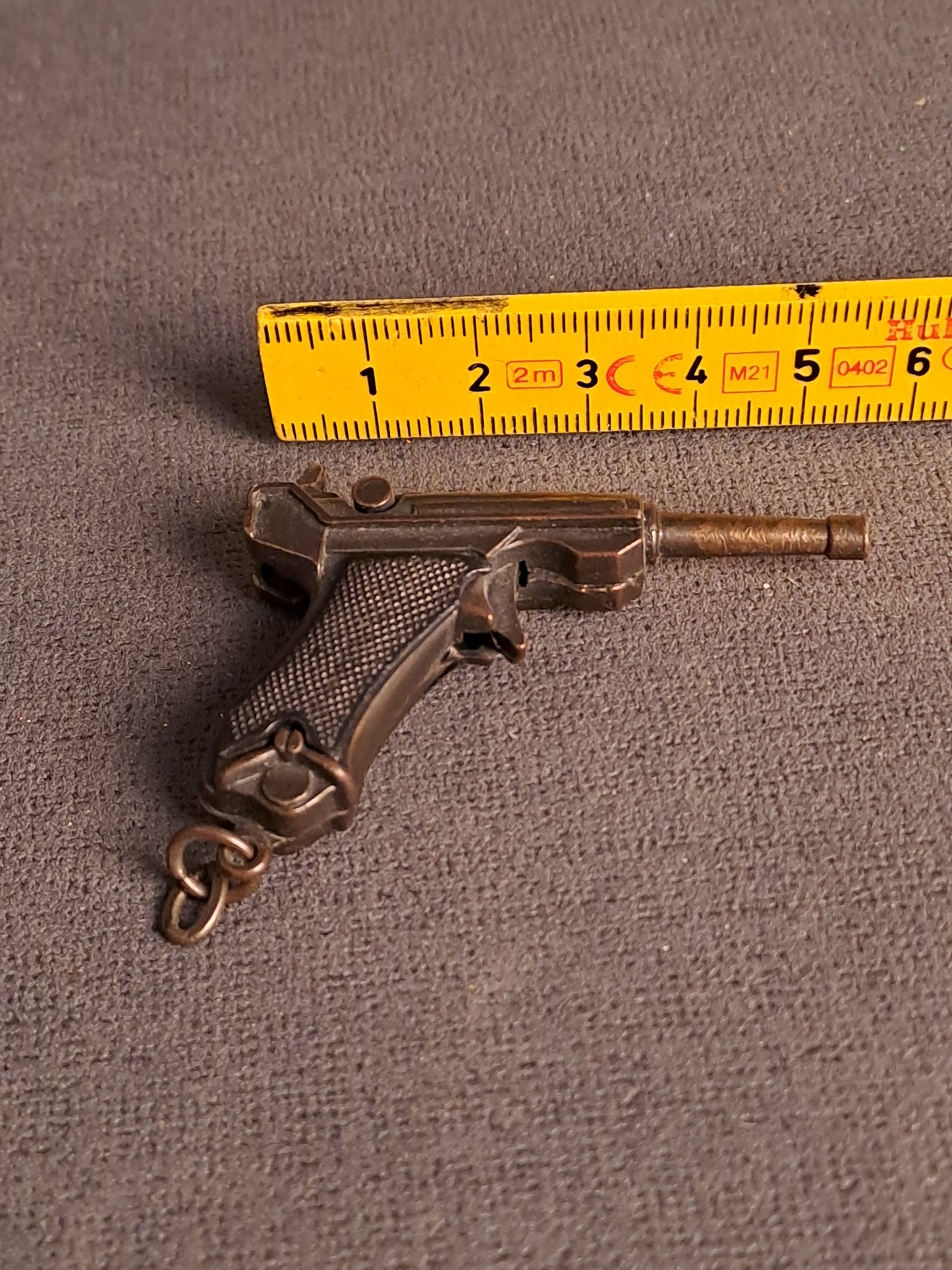 Key Ring Mini Gun Luger 1970's / Nøglerings Mini Pistol Luger 1970'erne