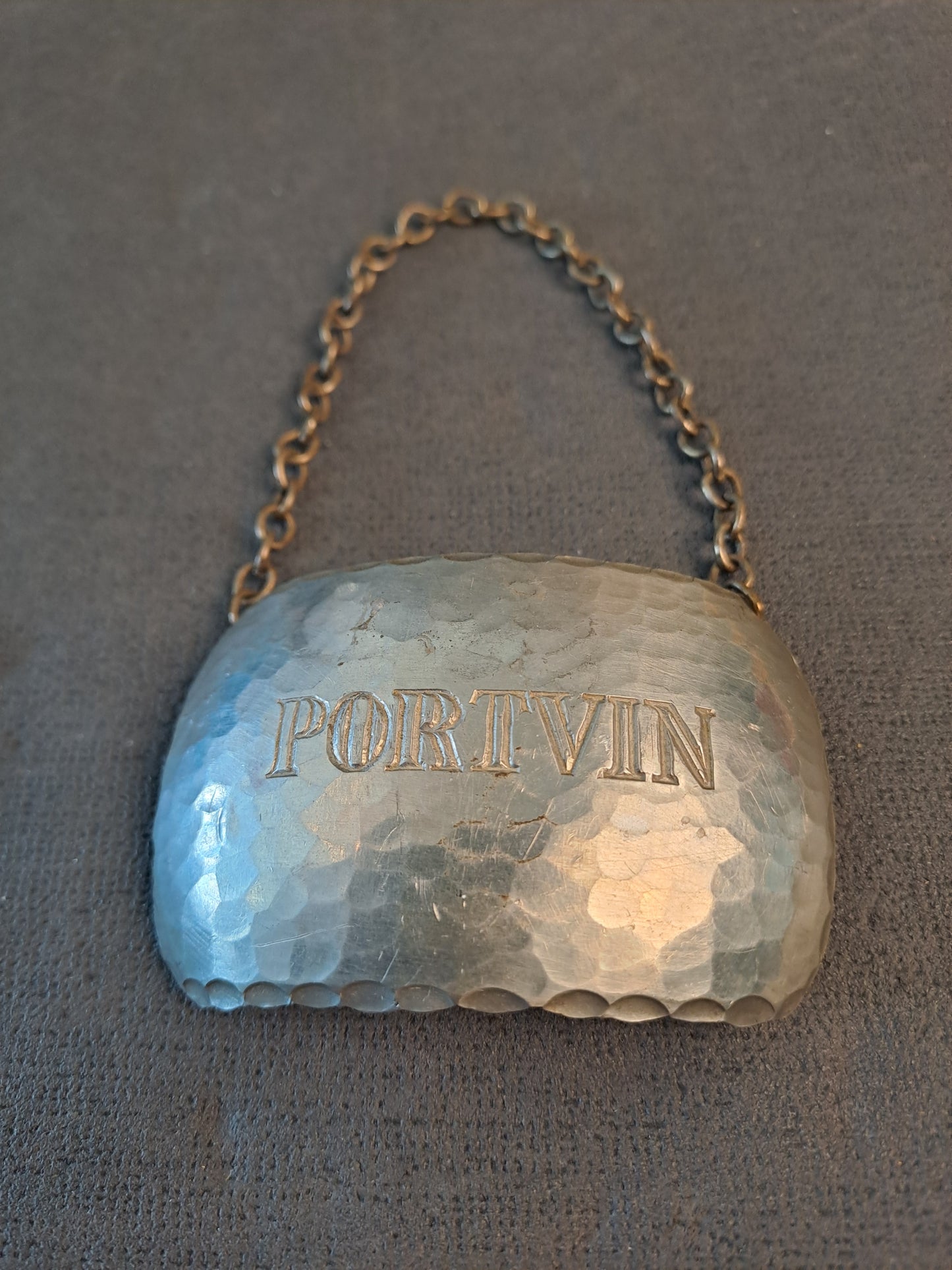 Portvin Karaffelskilt i Tin