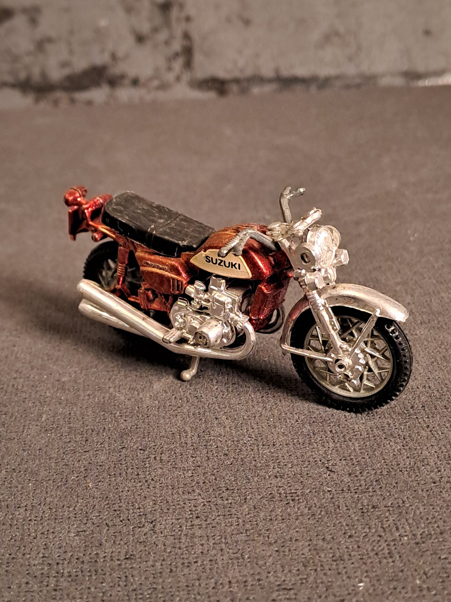 Die Cast Motorcycle Suzuki GT750 1980's