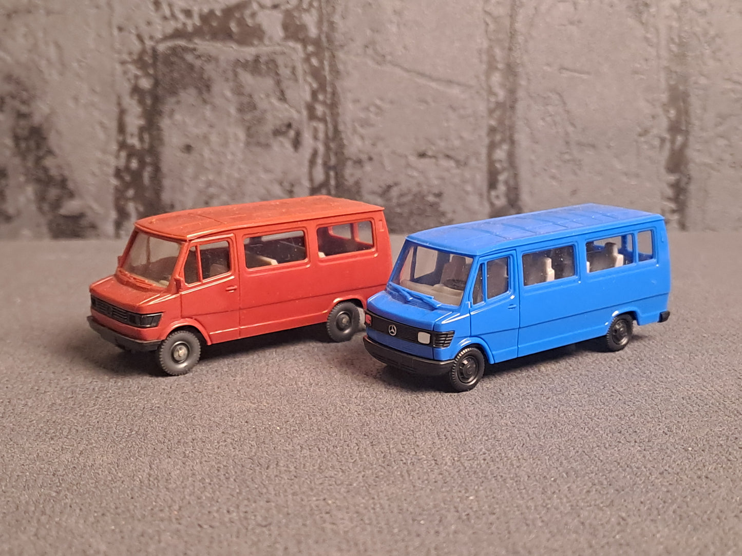 Wiking Mercedes x2